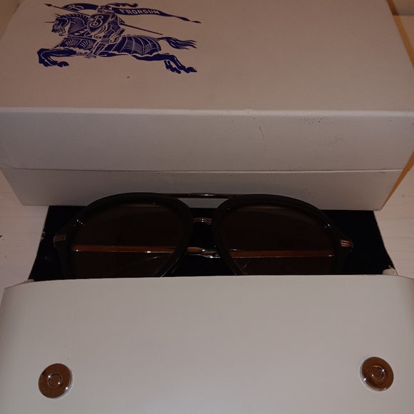 BURBERRY- BE4377 Jude XXL - Picture 6 of 6